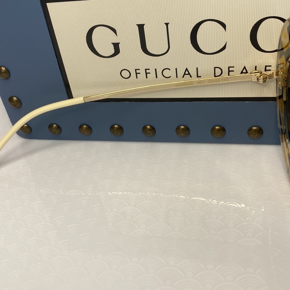 Authentic- NEW GUCCI GG0894S 001 OVERSIZED ROUND FRAME WOMEN’S SUNGLASSES - Picture 14 of 15